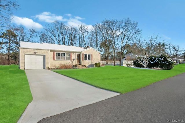 1611 Baldwin Boulevard, Bay Shore, NY 11706