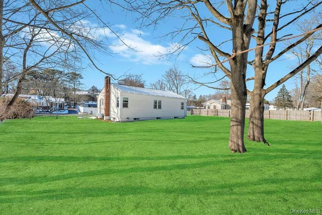 1611 Baldwin Boulevard, Bay Shore, NY 11706