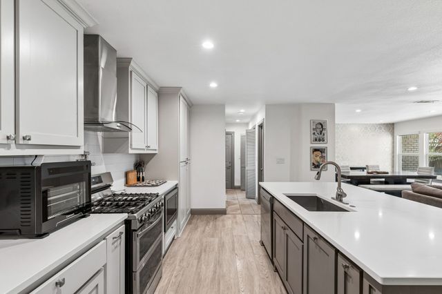 5216 Ashbrook Road, Dallas, TX 75227
