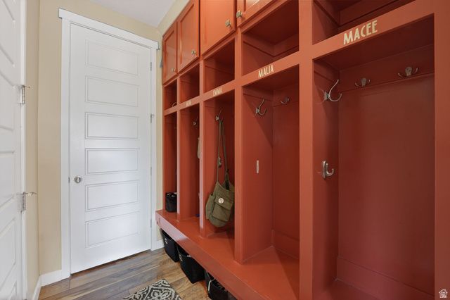 11247 S GREAT NECK DR, South Jordan, UT 84009