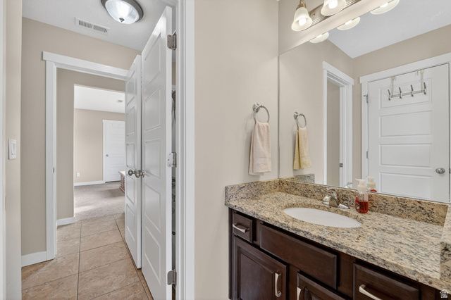 11247 S GREAT NECK DR, South Jordan, UT 84009