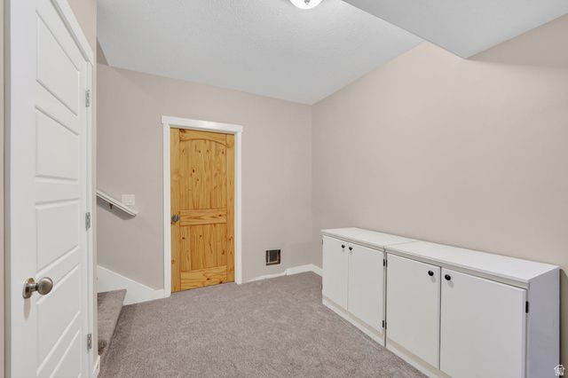 11247 S GREAT NECK DR, South Jordan, UT 84009