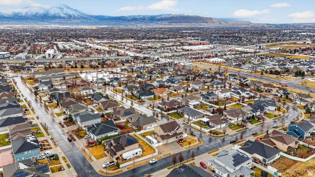 11247 S GREAT NECK DR, South Jordan, UT 84009