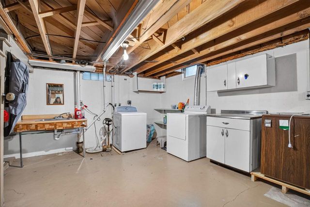 926 E BYRD STREET, Appleton, WI 54911