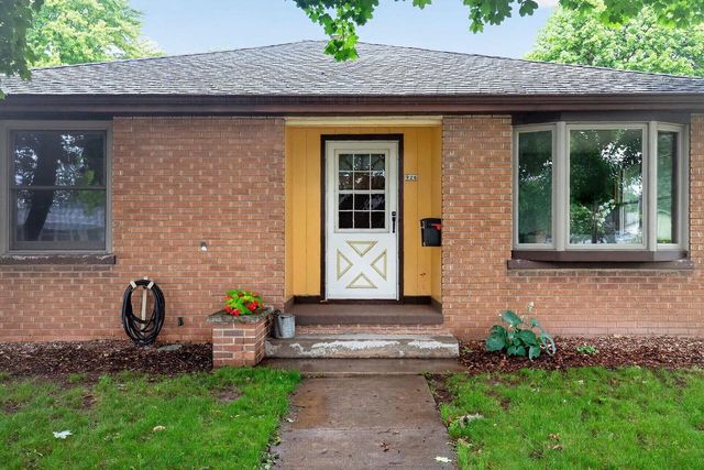 926 E BYRD STREET, Appleton, WI 54911