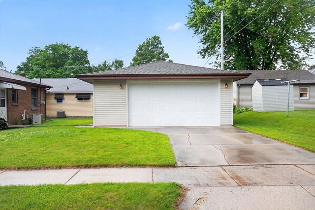 926 E BYRD STREET, Appleton, WI 54911