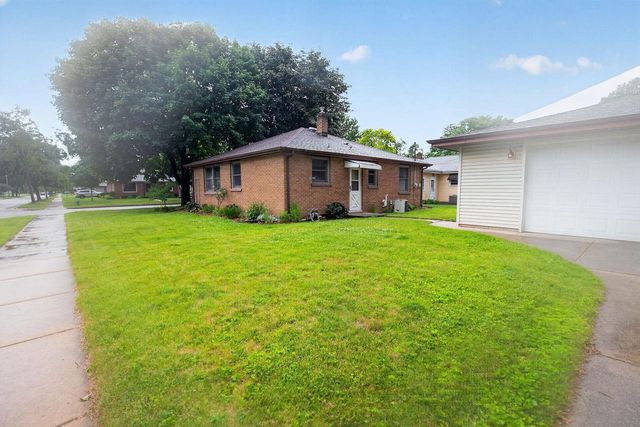 926 E BYRD STREET, Appleton, WI 54911