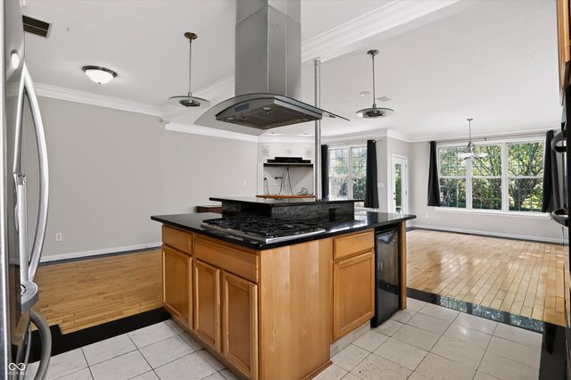 541 Ironridge Court, Indianapolis, IN 46239