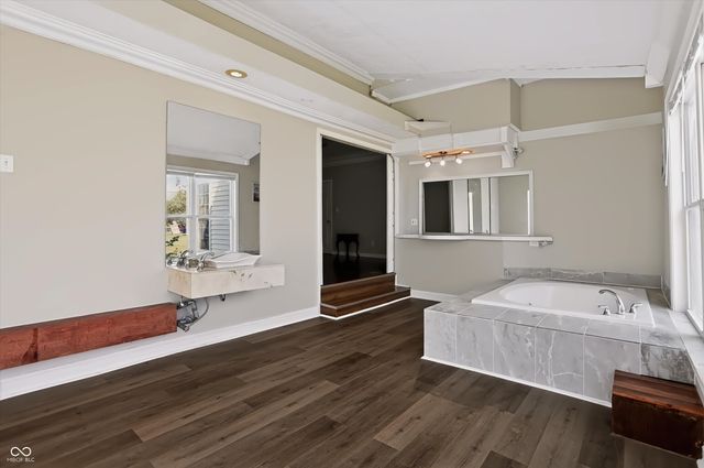 541 Ironridge Court, Indianapolis, IN 46239