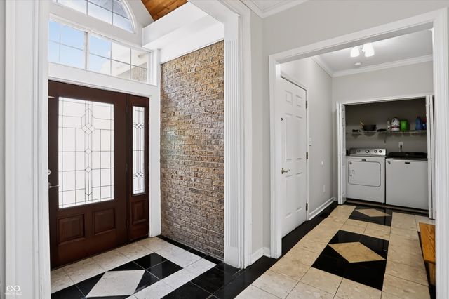 541 Ironridge Court, Indianapolis, IN 46239