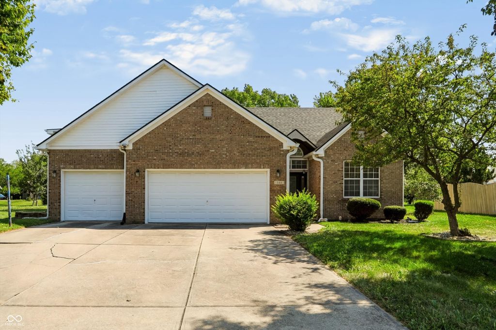 541 Ironridge Court, Indianapolis, IN 46239
