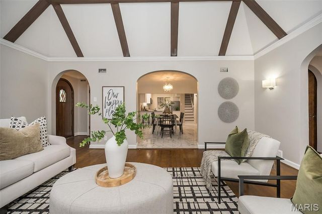 7280 South Roland Blvd, Pasadena Hills, MO 63121