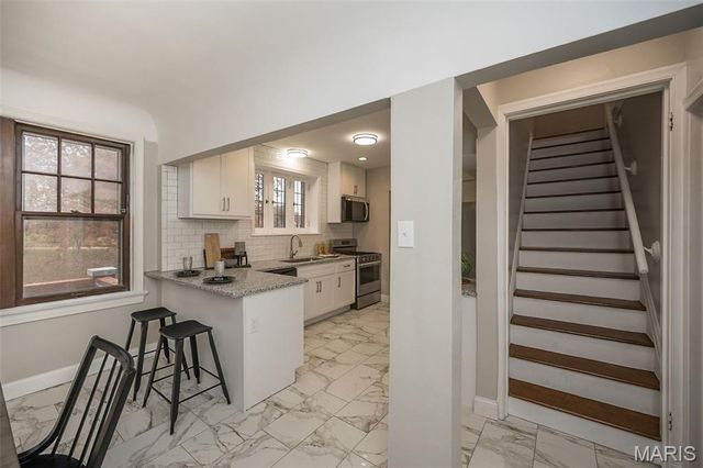 7280 South Roland Blvd, Pasadena Hills, MO 63121