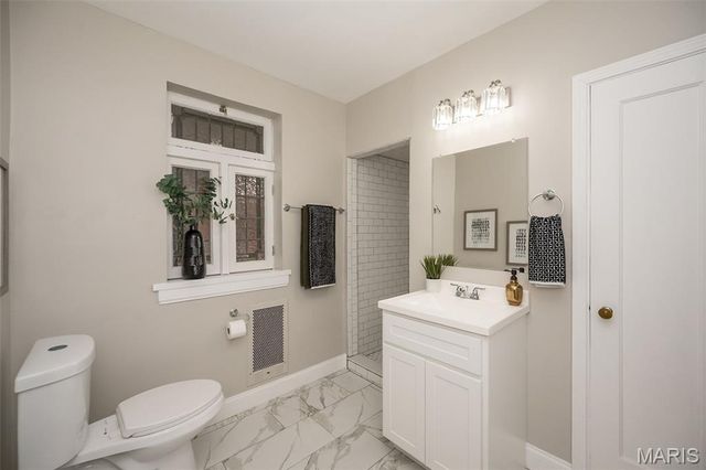 7280 South Roland Blvd, Pasadena Hills, MO 63121