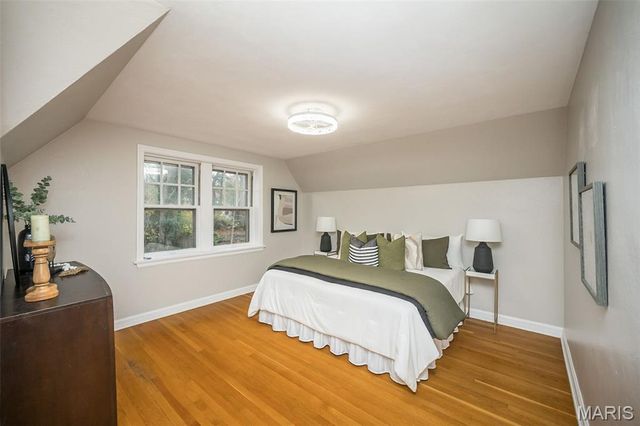 7280 South Roland Blvd, Pasadena Hills, MO 63121