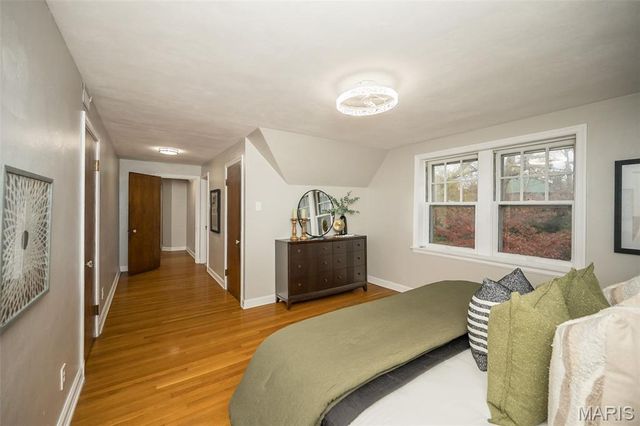 7280 South Roland Blvd, Pasadena Hills, MO 63121