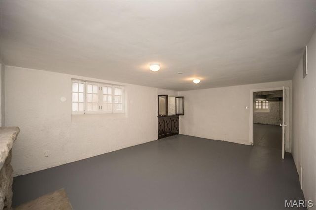 7280 South Roland Blvd, Pasadena Hills, MO 63121