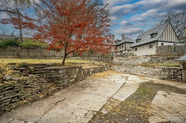 7280 South Roland Blvd, Pasadena Hills, MO 63121