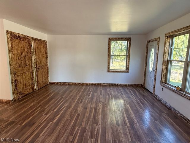 1939 Waterford Road, East Palestine, OH 44413