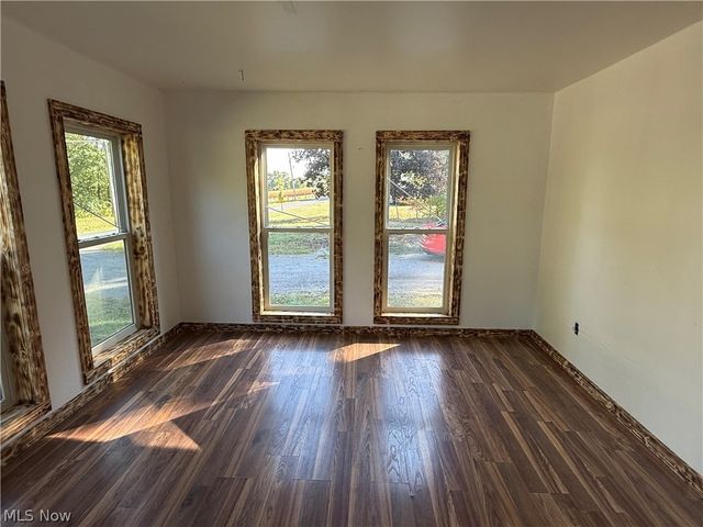 1939 Waterford Road, East Palestine, OH 44413