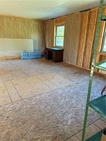 1939 Waterford Road, East Palestine, OH 44413