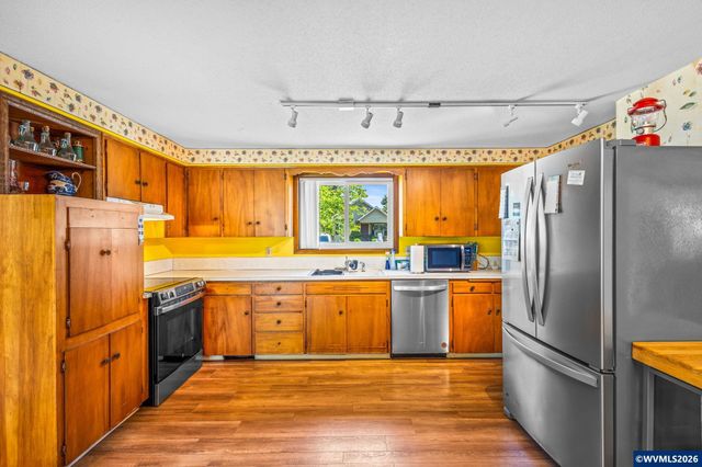 2355 Laurel Av NE, Salem, OR 97301