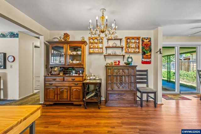 2355 Laurel Av NE, Salem, OR 97301