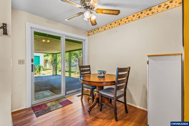 2355 Laurel Av NE, Salem, OR 97301