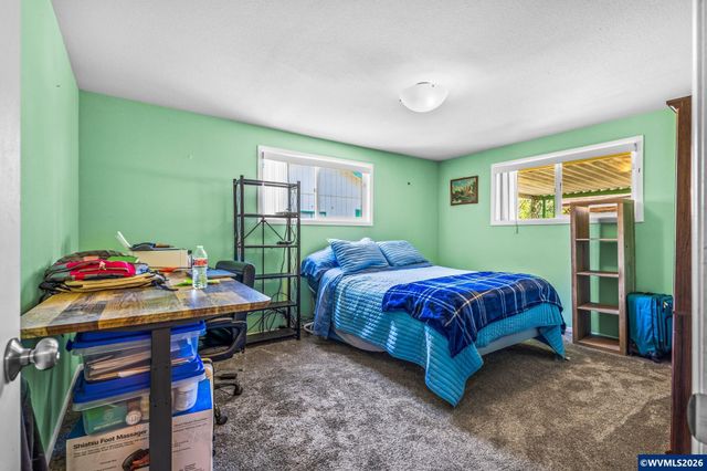 2355 Laurel Av NE, Salem, OR 97301