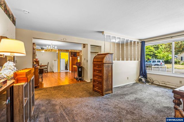 2355 Laurel Av NE, Salem, OR 97301