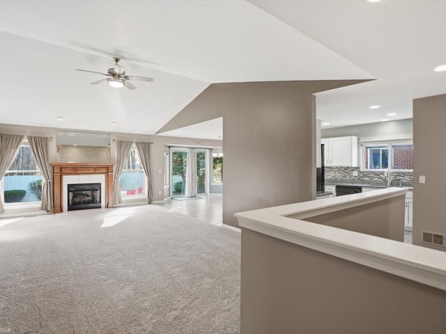 52625 Bree Drive, New Baltimore, MI 48047