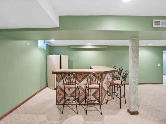 52625 Bree Drive, New Baltimore, MI 48047