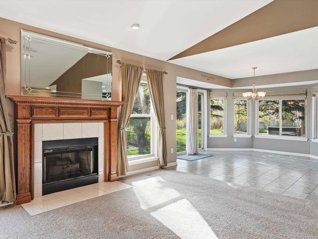 52625 Bree Drive, New Baltimore, MI 48047