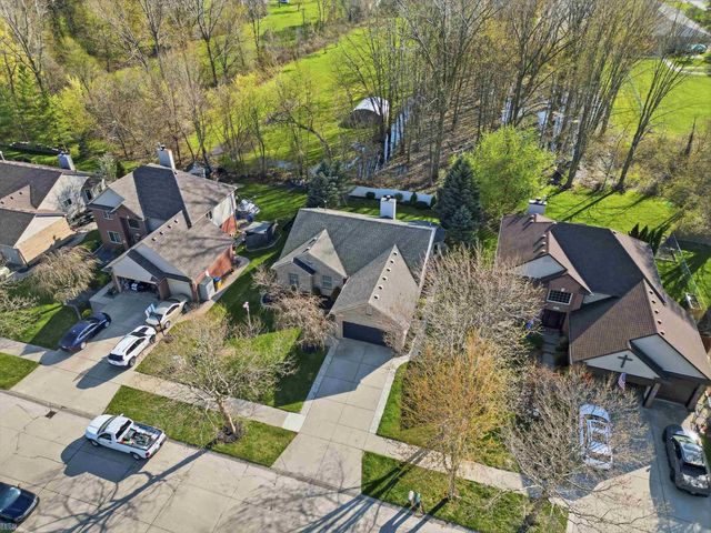 52625 Bree Drive, New Baltimore, MI 48047