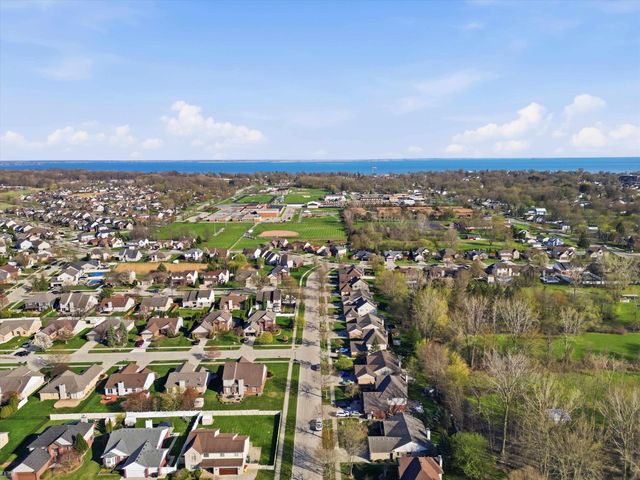 52625 Bree Drive, New Baltimore, MI 48047