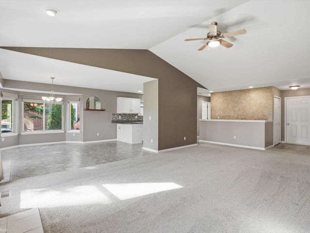 52625 Bree Drive, New Baltimore, MI 48047