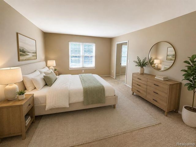 27654 E Echo Valley 231, Farmington Hills, MI 48334