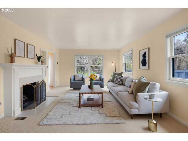 940 E 23RD Ave, Eugene, OR 97405