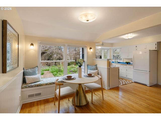 940 E 23RD Ave, Eugene, OR 97405