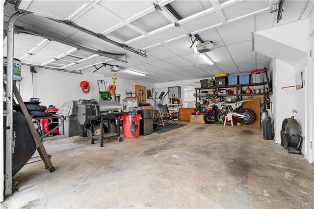 30 Azalea Drive SE, Cartersville, GA 30121