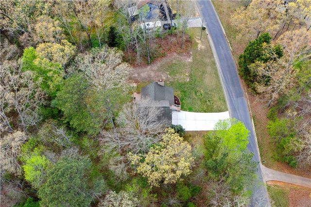 30 Azalea Drive SE, Cartersville, GA 30121