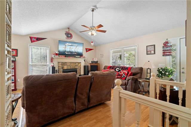 30 Azalea Drive SE, Cartersville, GA 30121