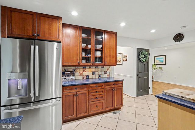 13524 STRAW BALE, Gaithersburg, MD 20878