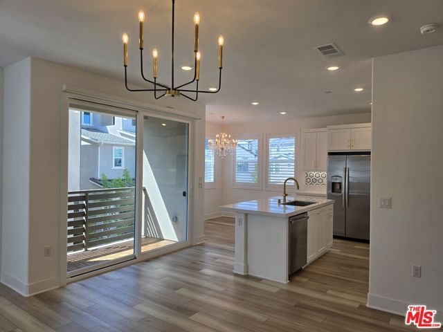 426 Lobata, Irvine, CA 92618