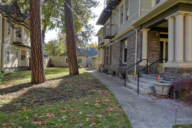 2425 W Pacific Ave, Spokane, WA 99201