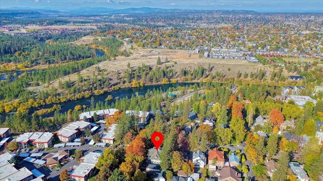 2425 W Pacific Ave, Spokane, WA 99201