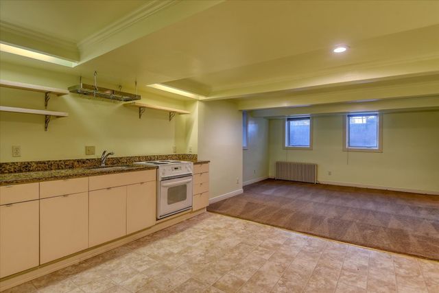 2425 W Pacific Ave, Spokane, WA 99201