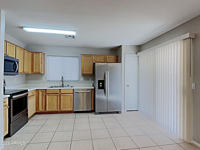 3555 W VIA DEL SOL Drive, Glendale, AZ 85310