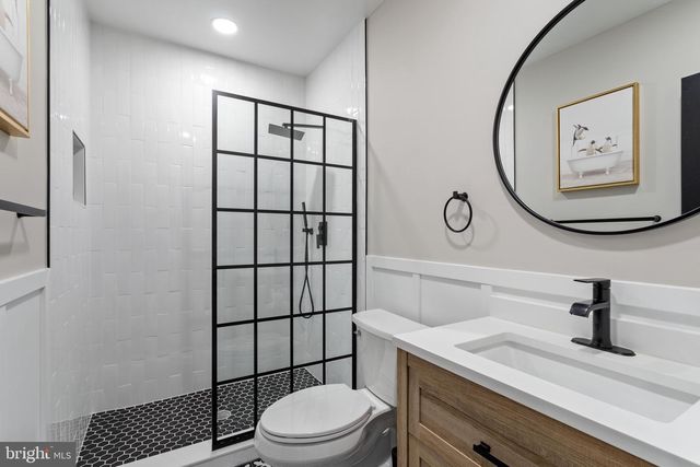 1507 W THOMPSON ST, Philadelphia, PA 19121