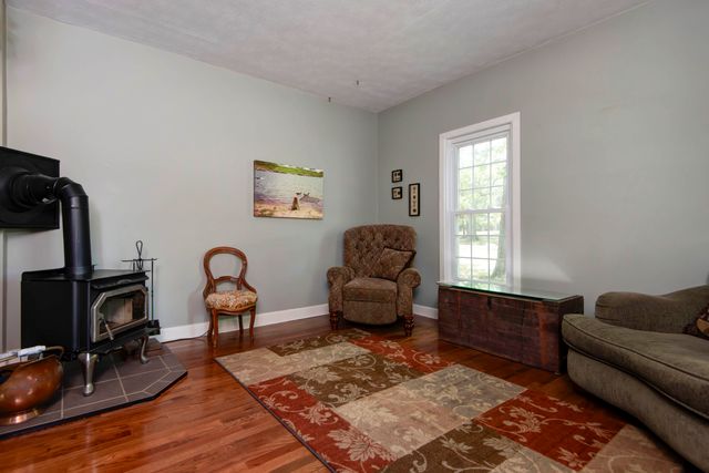 3060 W Ellison Drive, Springfield, MO 65810